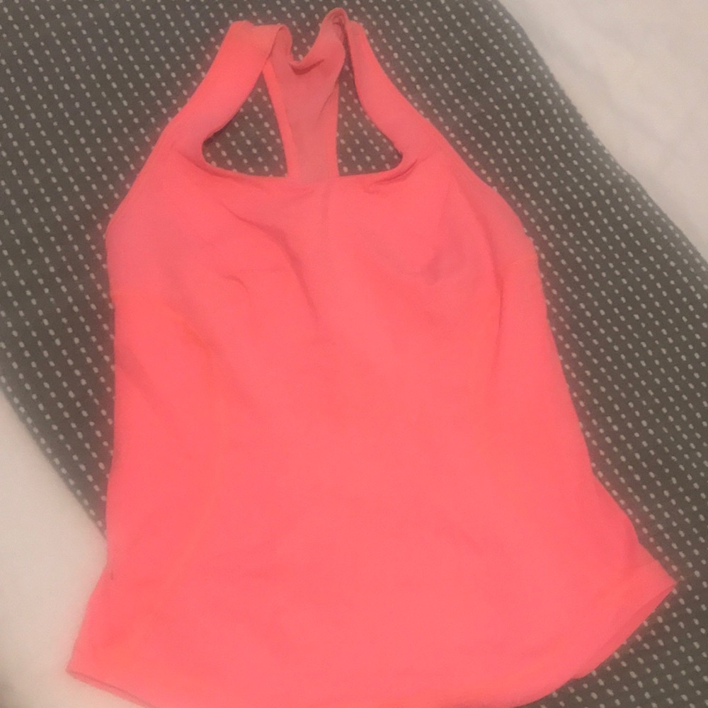 Lululemon tank top with built in bra